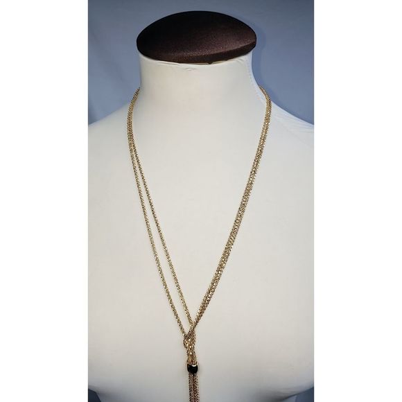 Gold braided twist with tassel necklace - Picture 6 of 8